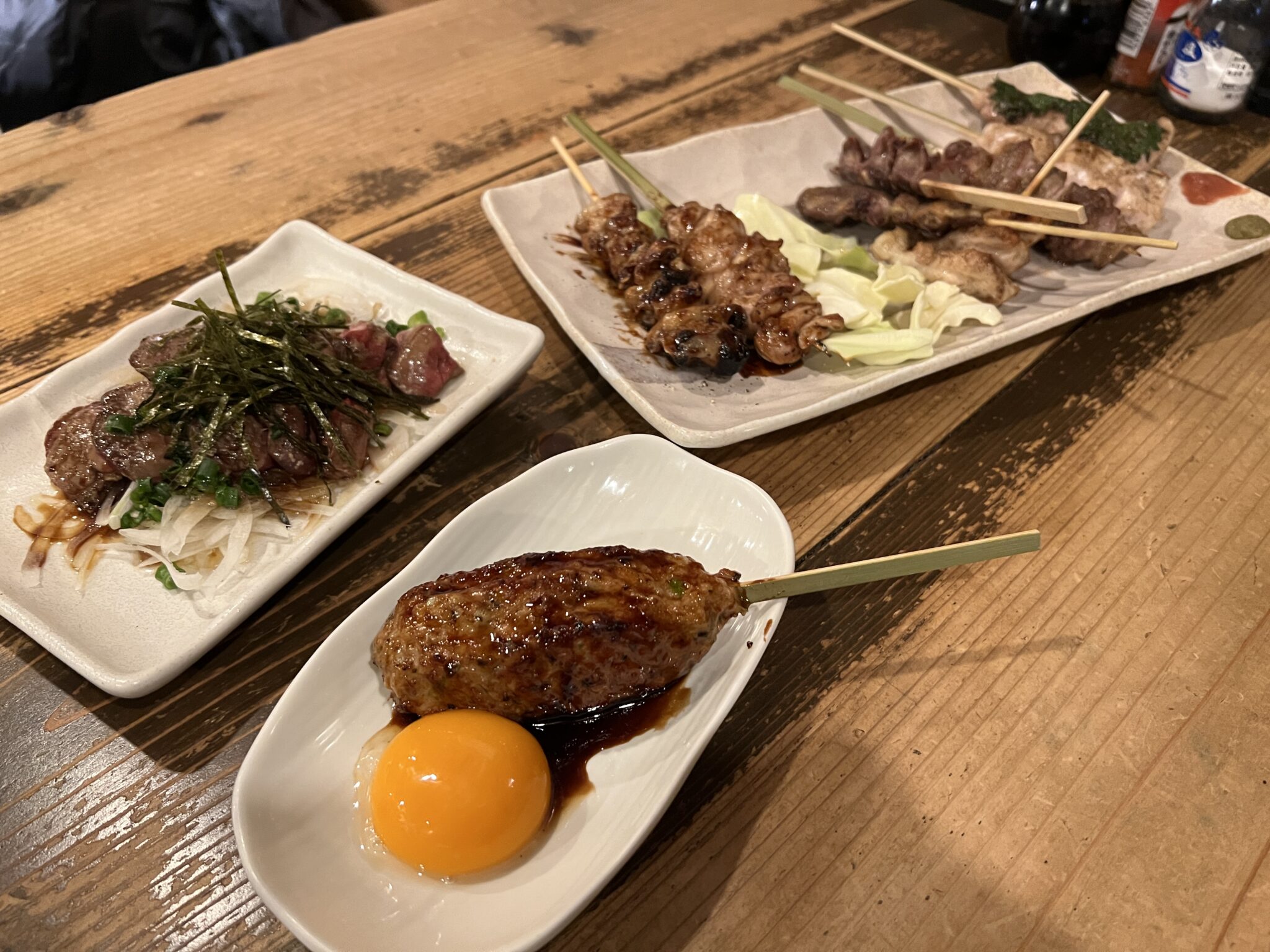 倉敷駅前の人気焼き鳥屋「倉敷鶏屋まさるやん」 あぶりレバーが絶品でオススメ! | KCTトクもりっ