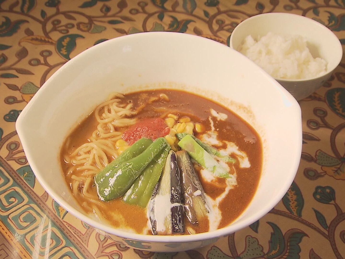 華麺_カレーラーメン
